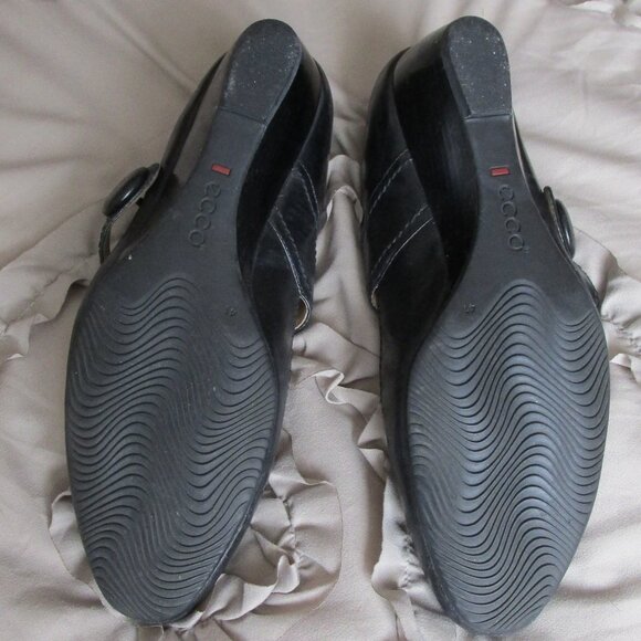 ECCO wedge heel Mary Janes - Picture 5 of 5